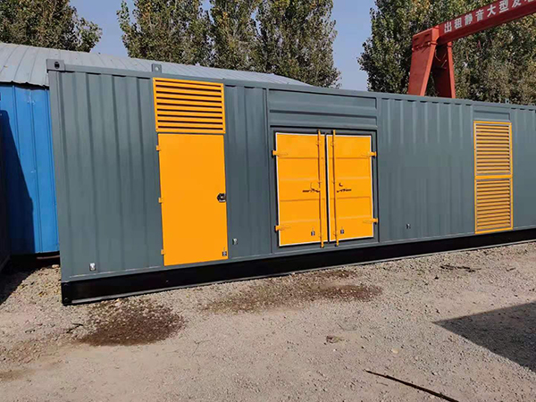 安顺300kw 柴油发电机组用多大的空气开关？