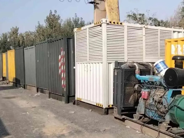 安顺200KW柴油发电机机组每小时油耗是多少？